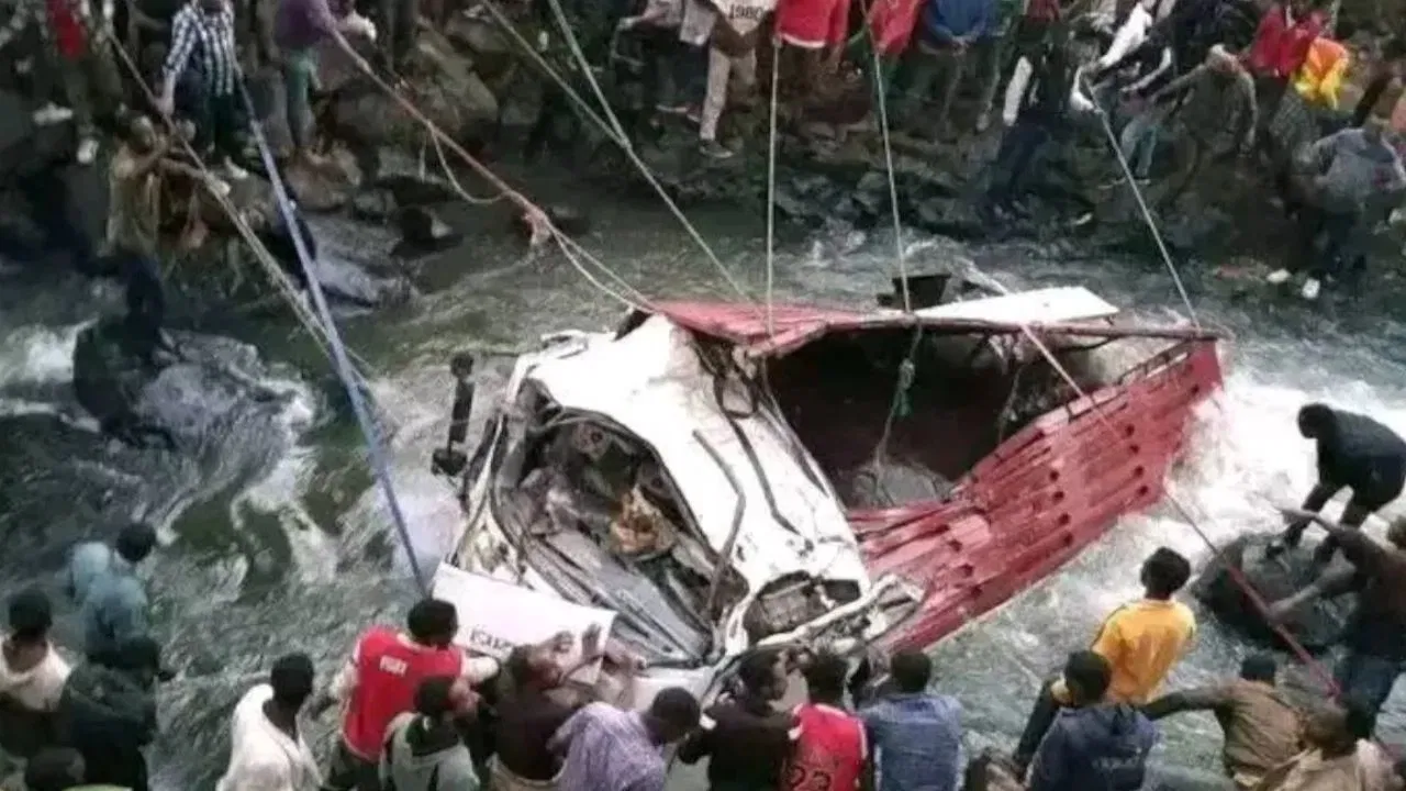 tragedi-lalu-lintas-di-ethiopia-71-orang-tewas-saat-truk-jatuh-ke-sungai